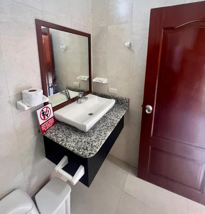 Hostal Villamil Puerto Villamil Bagian luar foto