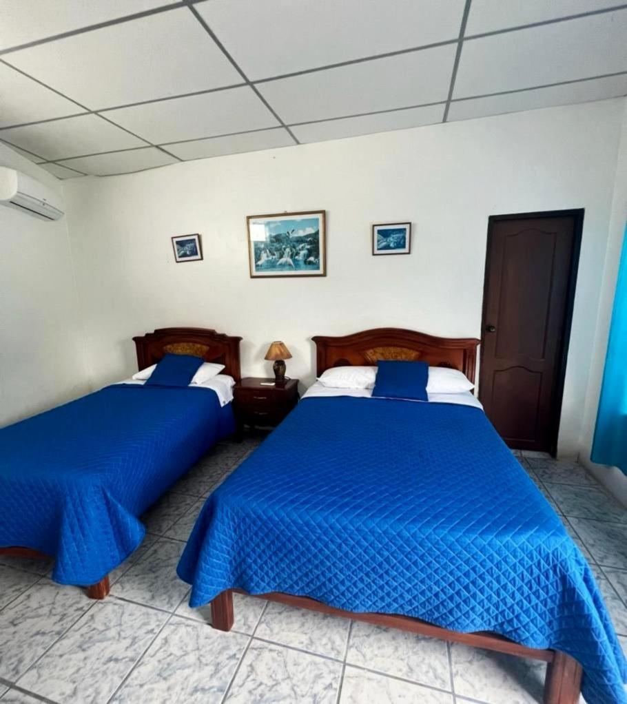 Hostal Villamil Puerto Villamil Bagian luar foto