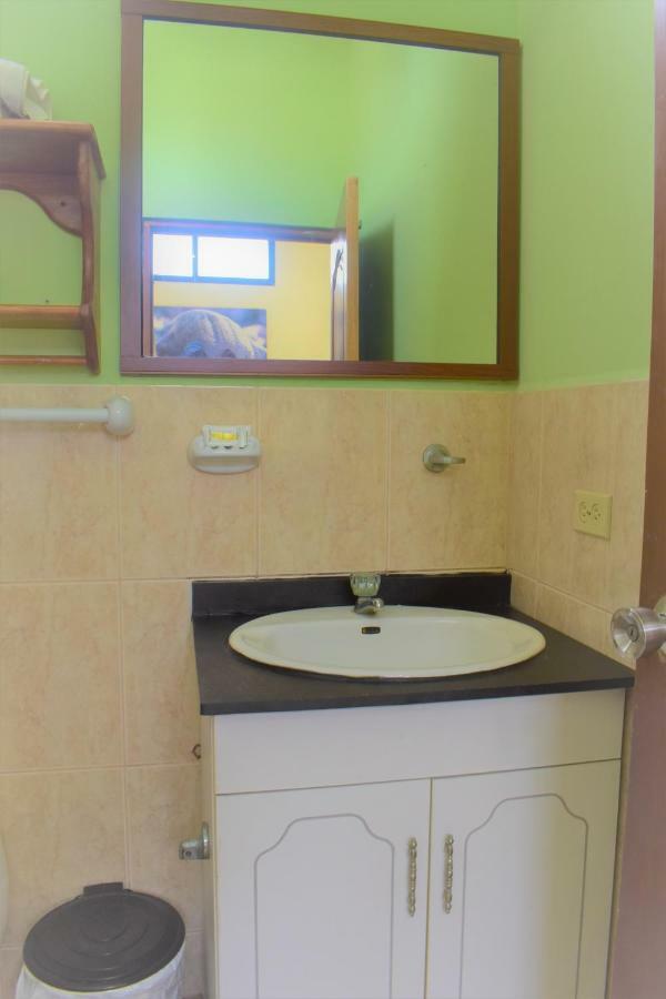 Hostal Villamil Puerto Villamil Bagian luar foto