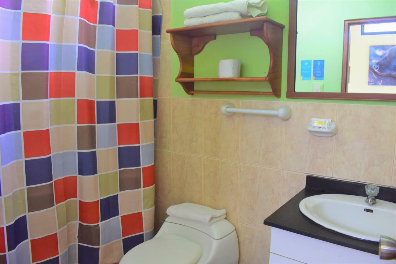 Hostal Villamil Puerto Villamil Bagian luar foto